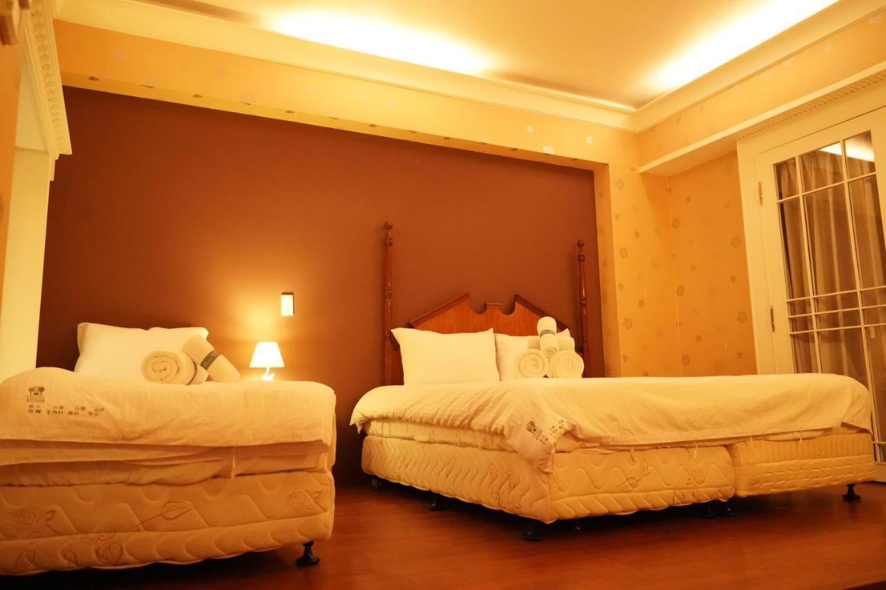 Hotel Kaohsiung Time'S Esterno foto