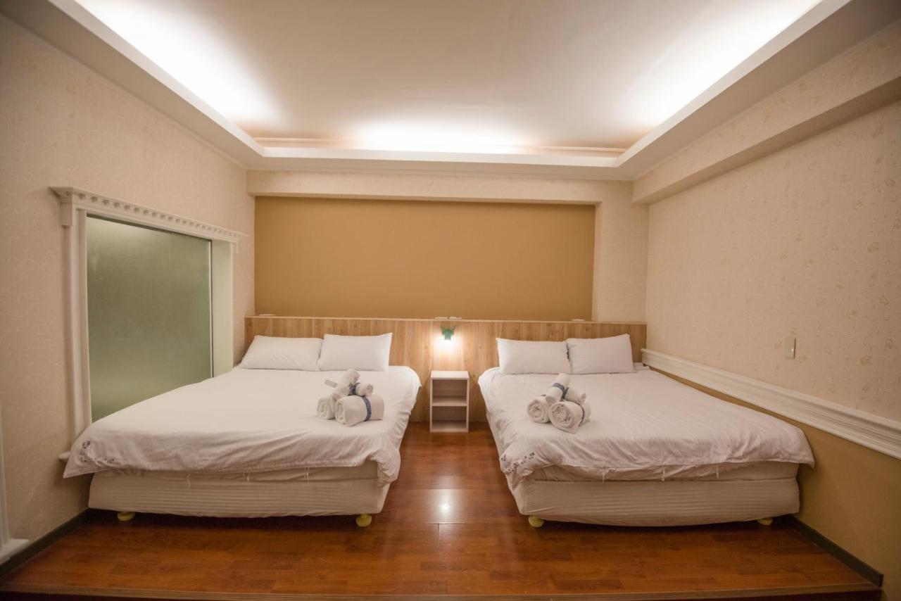 Hotel Kaohsiung Time'S Esterno foto