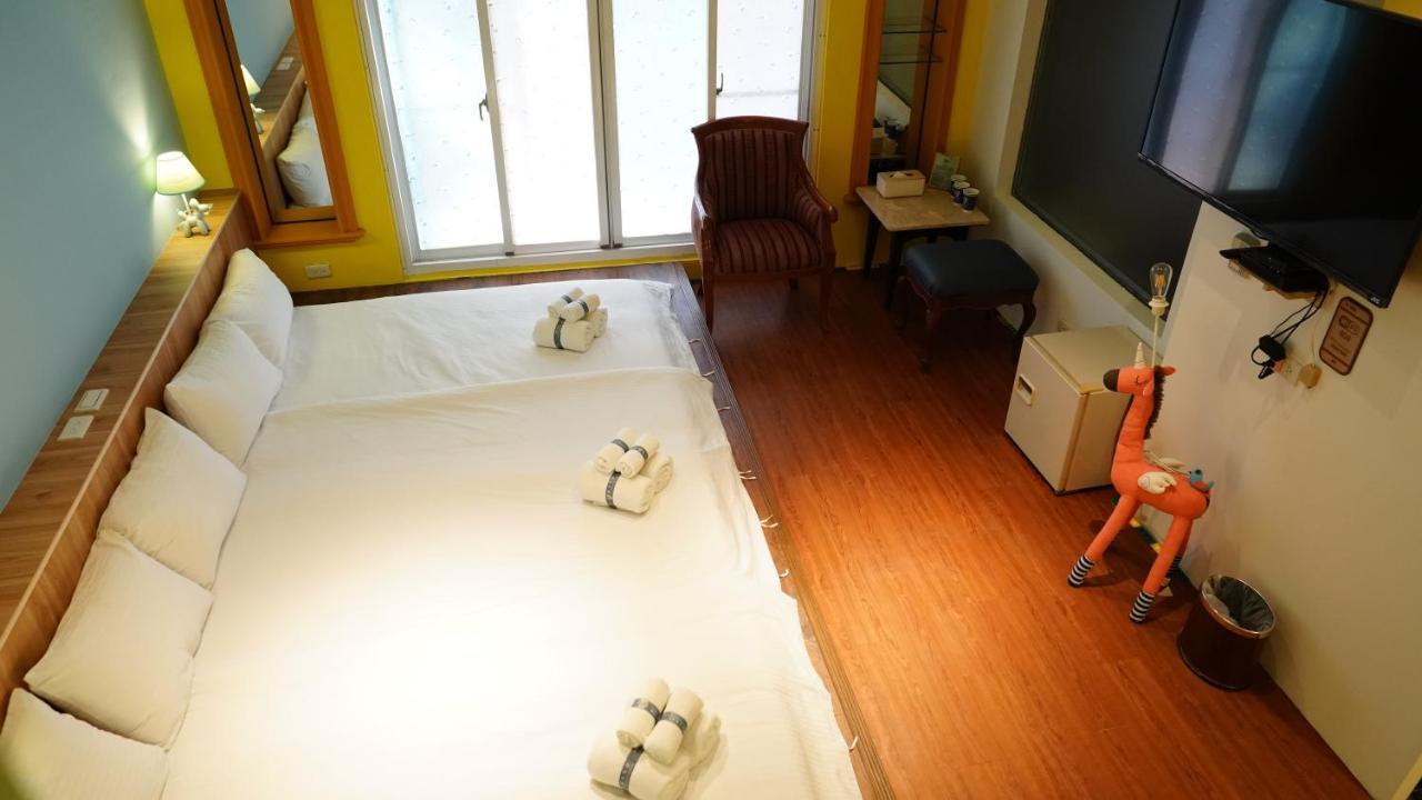 Hotel Kaohsiung Time'S Esterno foto